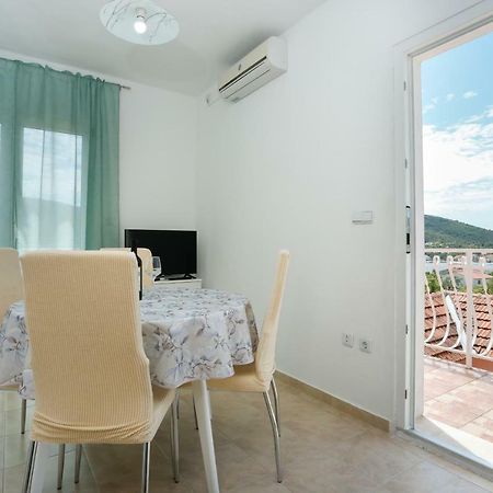 Apartman Paula 1 Apartment Vinisce Ngoại thất bức ảnh
