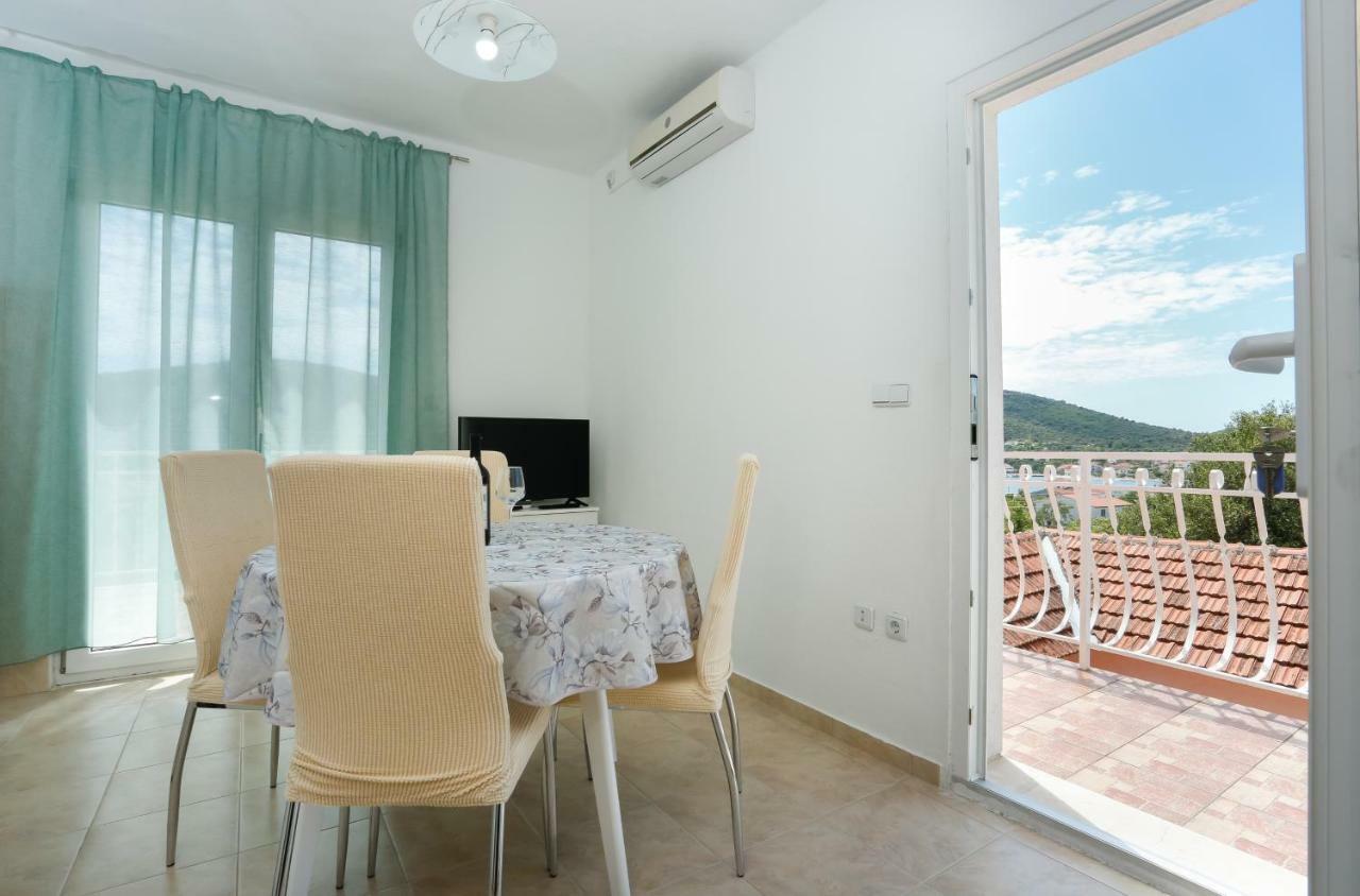 Apartman Paula 1 Apartment Vinisce Ngoại thất bức ảnh