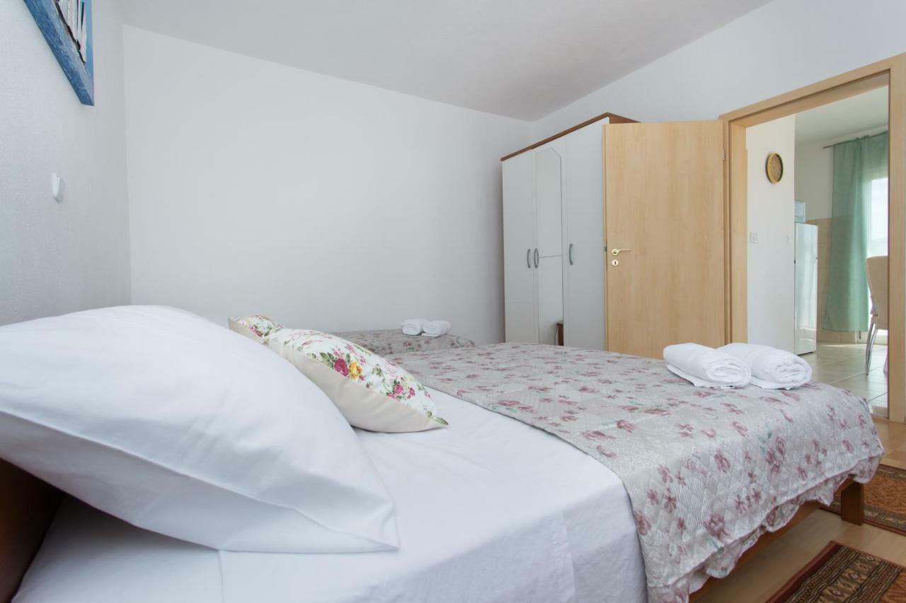 Apartman Paula 1 Apartment Vinisce Ngoại thất bức ảnh
